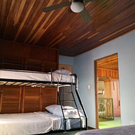 アラフエラ Vida Tropical Bed & Breakfast エクステリア 写真