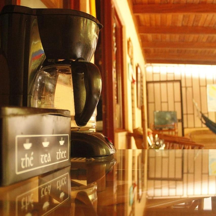 アラフエラ Vida Tropical Bed & Breakfast エクステリア 写真